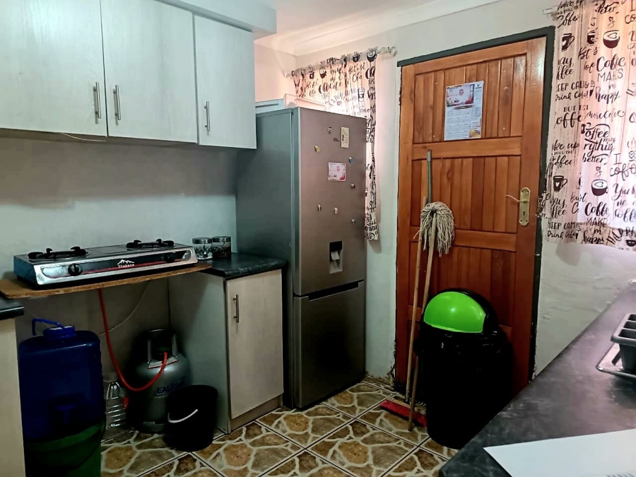 2 Bedroom Property for Sale in Roodepan Northern Cape